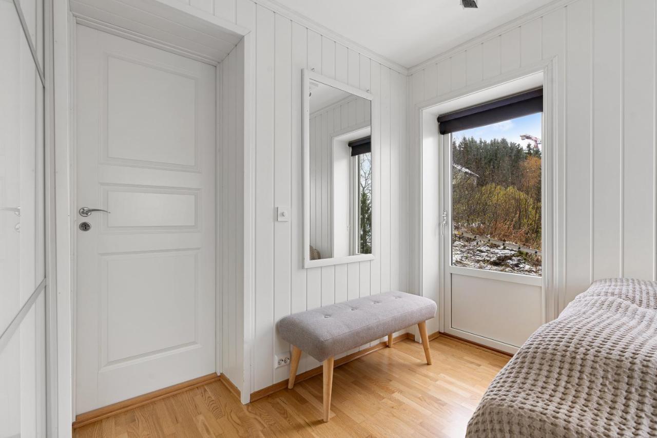 Cozy Elegant 2Bedroom Apt W/Parking And Nice View Tromso Bagian luar foto